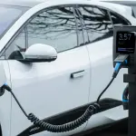 Incentivi auto elettrica 2025: bonus, rottamazione e agevolazioni