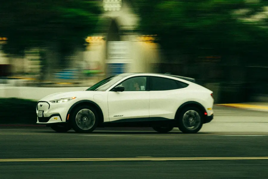 Autonomia auto elettrica: tutto quello da sapere prima di comprare